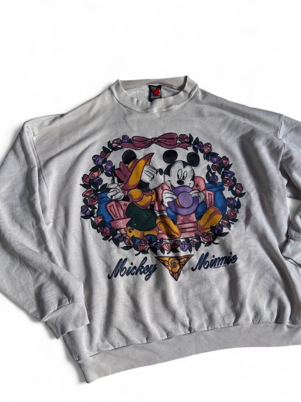90s Vintage Mickey & Minnie Graphic Sweatshirt